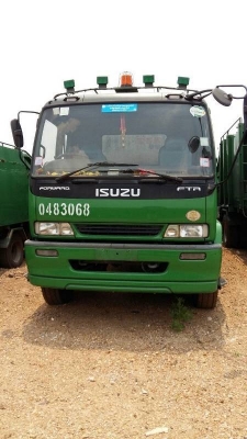 ขายรถบรรทุก 6 ล้อหัวคัสซี ISUZU FTR 200 แรงม้าปี 2550 ราคา 650000