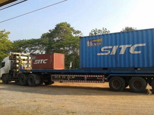 Hino260แรงม้าติดตั้งngvมาจากโรงงานหัวลากพร้อมหางพื้นเรียบ3เพลา