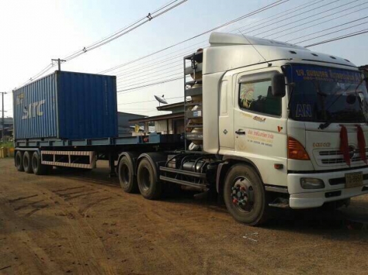 Hino260แรงม้าติดตั้งngvมาจากโรงงานหัวลากพร้อมหางพื้นเรียบ3เพลา