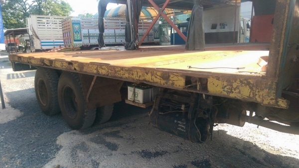 10 ล้อพื้นเรียบเพลาเดียว ขายตัดคับ 3 คัน คันละ 380,000 พาเวอร์ ทิฟฟี่ ยางเต็ม 10 เส้น