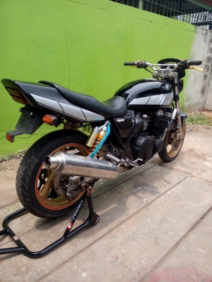 โอ บางนา ขาย xjr400 ปี 97 อินวอย สรรพสามิตร 34,500 บาท