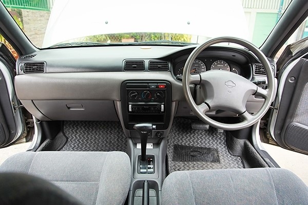 NISSAN, SUNNY 1.6 ตัวTOP ปี 97 สภาพนี้หาที่ไหนไม่ได้เเล้วค่ะ