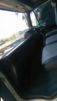 6ล้อ เครื่อง 195 แรง ยาว 6.50 รถสวยมากกก ราคาต่อรองได้คับ ยางเต็มทุกเส้น