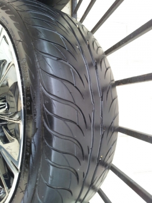 ขายแม็ก พร้อมยาง 205-45-ZR17 สภาพดี สวย 4รู100 แบล็คโคมหน้ากระจก