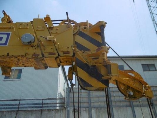 TR200M-3 ปี1985 หากรอของได้30-45 วันติดต่อมาได้เลยครับ TR200M-3 ปี1985 หากรอของได้30-45 วันติดต่อมาได้เลยครับ