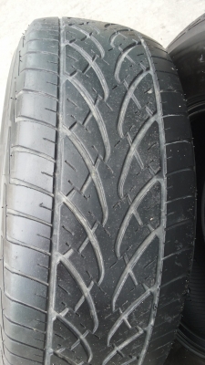 ขายยางยีราฟ Bridgestone ปียาง 40/11  *** 275-70-16  ใครสนใจมาก่อนได้ก่อนคราฟ พระราม2ซอย50 หรือเอกชัย69  มีชุดเดียวคราฟ ราคาสุดท้าย 3.500 บาท สนใจคุยกันไดคราฟ โรจน์ 094-482-2294 *** 081-7456-282