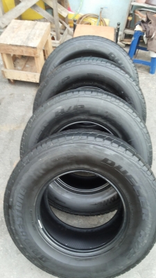 ขายยางยีราฟ Bridgestone ปียาง 40/11  *** 275-70-16  ใครสนใจมาก่อนได้ก่อนคราฟ พระราม2ซอย50 หรือเอกชัย69  มีชุดเดียวคราฟ ราคาสุดท้าย 3.500 บาท สนใจคุยกันไดคราฟ โรจน์ 094-482-2294 *** 081-7456-282