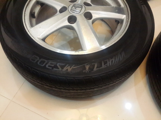 ขายแม็กเดิม honda accordพร้อมยาง 215-60R16 ถูกๆ 5,800 บ. ทั้งชุด ขายแม็กเดิม honda accordพร้อมยาง 215-60R16 ถูกๆ 5,800 บ. ทั้งชุด
