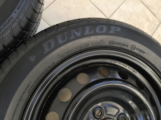 ล้อกะทะพร้อมยาง ขอบ15 185/60R15 ยางดอกดี สภาพดี ล้อกะทะพร้อมยาง ขอบ15 185/60R15 ยางดอกดี สภาพดี