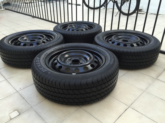 ล้อกะทะพร้อมยาง ขอบ15 185/60R15 ยางดอกดี สภาพดี ล้อกะทะพร้อมยาง ขอบ15 185/60R15 ยางดอกดี สภาพดี