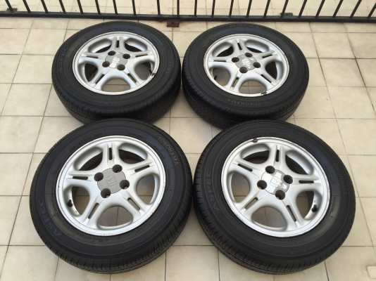 ขายล้อแม็กพร้อมยาง HONDA ขอบ15 4รู100 ชุดละ3200บาท ขายล้อแม็กพร้อมยาง HONDA ขอบ15 4รู100 ชุดละ3200บาท