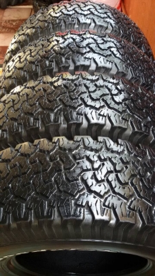 ยาง bf al 265/75/16. ปลายปี10