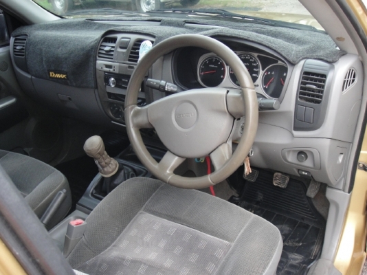 SLX 2.5 ปี03 =225000 ฿ เครื่องดี คัชชีสวย คานหน้าเดิม และมีรถราคาถูกๆราคาส่ง ราคาพ่อค้า เชิญชมรายละเอืยด http://www.rodban.net/