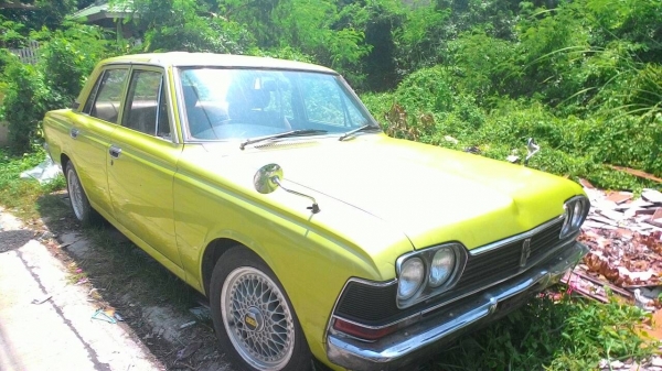 ขายรถโตโยต้า crown RS50