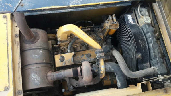 ขายแมคโคร120-5โคมัสสุ สภาพเก่านอก พร้อมใช้ เอกสารอินวอยน์ 0857698049