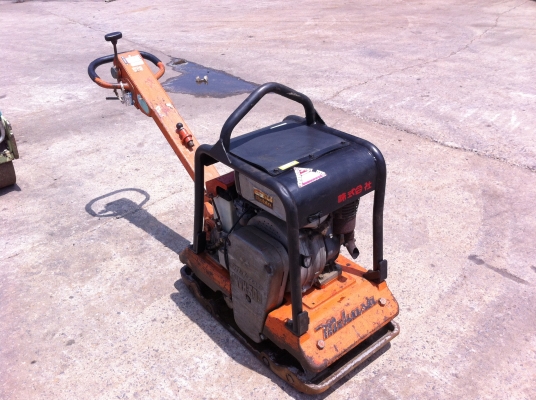 รถบดเพลท รถตบดิน นำเข้าจากญี่ปุ่น สนใจติดต่อคุณนิลรัตน์ 095-4949856 หรือ www.nmc99.com