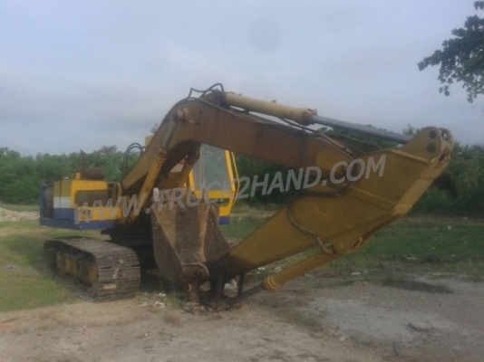 รถแบคโฮ HITACHI