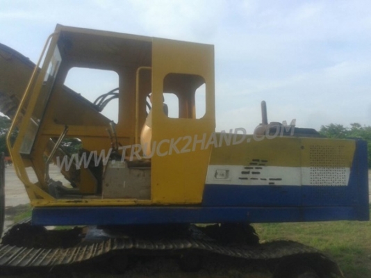 รถแบคโฮ HITACHI