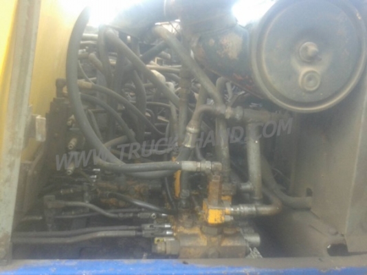 รถแบคโฮ HITACHI