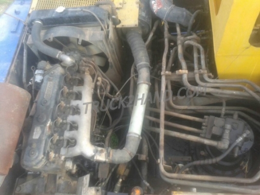 รถแบคโฮ HITACHI