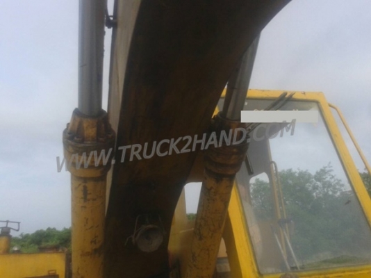 รถแบคโฮ HITACHI