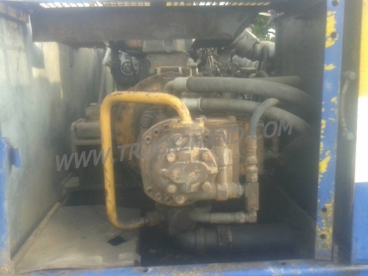 รถแบคโฮ HITACHI