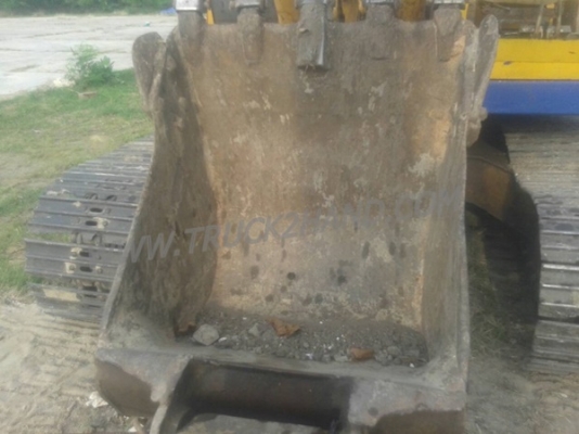 รถแบคโฮ HITACHI