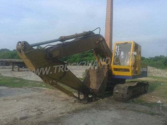 รถแบคโฮ HITACHI