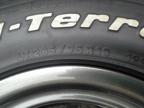 Max + BF All 265/75/16 ปี11 สวยๆ 1ชุด