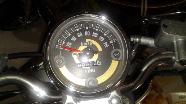 ขาย Fino หัวฉีด  ปี2015  รถใหม่ป้ายแดง พร้อมจดทะเบียนครับ  ราคาถูกครับ ได้รางวัลมา