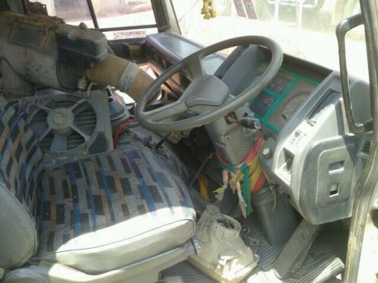 ขายหัวเก๋ง HINO 3M สภาพสวยไม่ผุ อยู่กำแพงเพชร