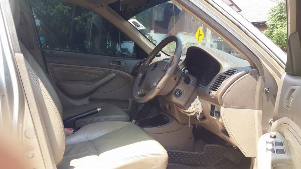 ขาย Honda Civic Dimention ปี 46 เกียร์ออโต้ ตัว Top ราคา 185,000 บาท ++++++++++ ขาย Honda Civic Dimention ปี 46 เกียร์ออโต้ ตัว Top ราคา 185,000 บาท ++++++++++