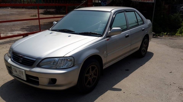 ขาย Honda city type z ปี 44 สีบรอนซ์ทองสวยๆ ราคา 108,000 บาท ขาย Honda city type z ปี 44 สีบรอนซ์ทองสวยๆ ราคา 108,000 บาท