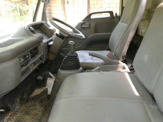 หกล้อดั้ม อีซูชุ NPR130โบว์ ดั้ม กะบะพื้นเรียบ สภาพดีสวยพร้อมใช้งาน มี 2คัน  ราคา 350,000บ ราคาถูกๆ ((รถไม่มี เล่มทะเบียน นะครับ)) มีเอกสารซื้อขายกับเจ้าของรถโดยตรง