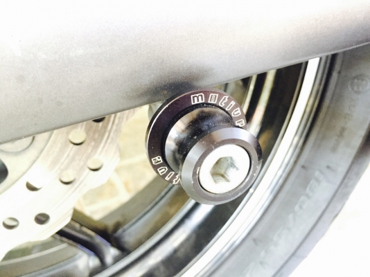 ขายค่ะ kawasaki ER6N 650 cc ปี 2009 มีเล่มทะเบียนถูกต้องคะ พร้อมโอน