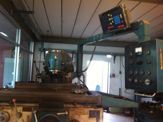 ขายเครื่องเฟส มีลิเนี่ย ขนานวิ่ง ประมาณ 1,200x400 มม. เครื่องรุ่นหนัก แข็งแรง พร้อมใช้งาน ขายด่วนไม่แพงครับ 120,000 บาท