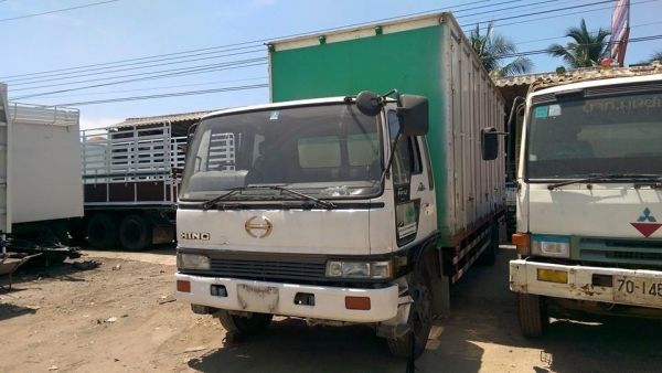 ตู้แห้งยาว 7.20 ตู้ 10 บาน กว้าง 2.40 ขาย 55,000