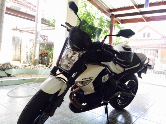 ขายค่ะ kawasaki ER6N 650 cc ปี 2009 มีเล่มทะเบียนถูกต้องคะ พร้อมโอน