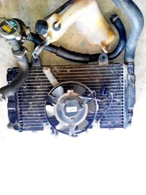 ขายหม้อน้ำ ใส่ HONDA CBR 400 cc Y89 พร้อมพัดลม ราคา 2500 บาท ขายหม้อน้ำ ใส่ HONDA CBR 400 cc Y89 พร้อมพัดลม ราคา 2500 บาท