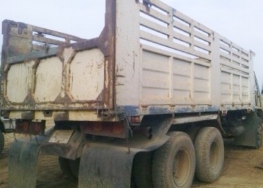 ISUZU ROCKY FXZ 240 HP 6SD1 สิบล้อดั๊มพ์ 2 เพลา ร็อกหัวขาว กระบะดั๊มพ์เหล็ก 12 ตันของสามมิตรลอนนอนสภาพดีสวยพร้อมบรรทุกหนักได้เลยครับ เครื่องยนต์แรงดีไม่มีเยิ้มมีสโลว์ครบพร้อม ภายในเก๋งคอนโซลครบพร้อมพื้นมีผุบ้างตามสภาพครับ พวงมาลัยเพาเวอร์ ระบบเบรคทริ๊ปฟี้