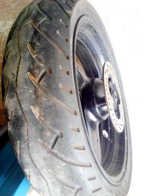 ขายล้อแม็ก 18x4.5 ถอดออกจาก honda CBR 400 CCพร้อมเสตอและ จานเบรค ขายล้อแม็ก 18x4.5 ถอดออกจาก honda CBR 400 CCพร้อมเสตอและ จานเบรค