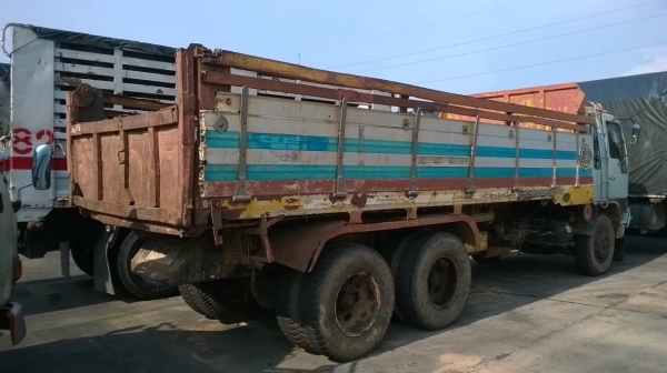 ขาย 10 ล้อดั้ม HINO FM3H เครื่อง HO7D 195 แรงม้า คัสซีสวย เกียร์เดิม สโลว์เดิม กระบะต้องเก็บหน่อย ทะเบียนพร้อมโอนครับ ขาย 10 ล้อดั้ม HINO FM3H เครื่อง HO7D 195 แรงม้า คัสซีสวย เกียร์เดิม สโลว์เดิม กระบะต้องเก็บหน่อย ทะเบียนพร้อมโอนครับ