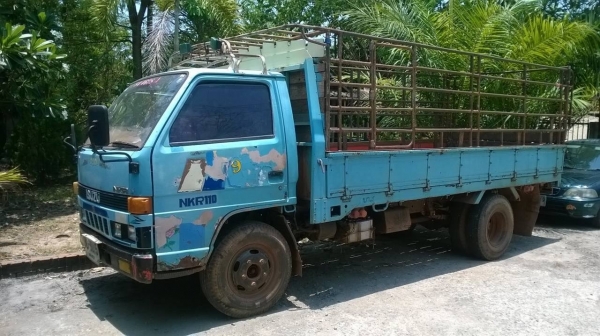 ขาย 6 ล้อ NKR57L คัสซีสวยจัดตลอดเส้น เครื่อง 4BC2 100 แรงม้า เกียร์ยาว ทะเบียนพร้อมโอน ราคาต่อรองได้ครับ