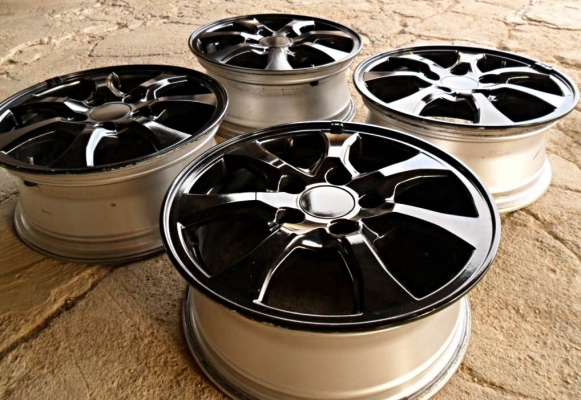 แม็กซิ่ง ขอบ15- 5รู114 สีดำมัน (4วง3,400บ.) แม็กซิ่ง ขอบ15- 5รู114 สีดำมัน (4วง3,400บ.)