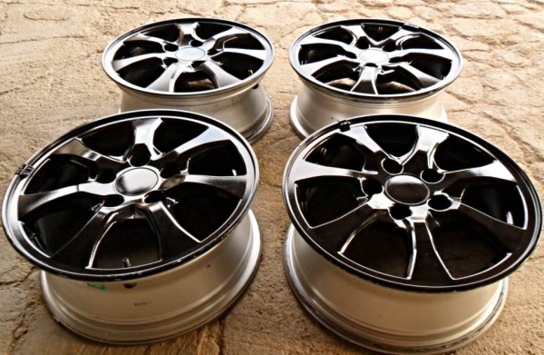 แม็กซิ่ง ขอบ15- 5รู114 สีดำมัน (4วง3,400บ.) แม็กซิ่ง ขอบ15- 5รู114 สีดำมัน (4วง3,400บ.)