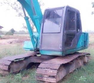 KOBELCO MARK II SK 120 รถบอดี้สวยพร้อมทำงานได้เลยครับ เครื่องยนต์เดิมๆปั๊มเดิมไม่มีเยิ้มทำงานไม่โหลดครับ ภายในเก๋งสะอาดสวยใช้งานง่ายคล่องตัวดี ภายนอกบูมอาร์มสวยมากไม่มีปะ ช่วงล่างแน่นดี เฟลมสวยไม่ผุ โรลเลอร์โซ่ใบแทรกสภาพดีประมาณ 60\% พร้อมใช้งาน เอกสารสัญญ