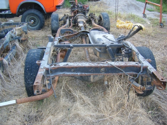 ขาย แชชซีพร้อมเครื่อง+เกียร์ ทะเบียนโอนได้ เอกสารพร้อม ครับ