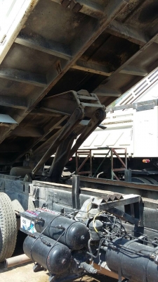 สิบล้อพ่วง HINO ซูโม้ 227 พ่วงแม่ลูกดั้ม สภาพดีพร้อมใช้งาน เล่มทะเบียนพร้อมโอน  ราคา 1,080,000บ ต่อรองได้ครับ