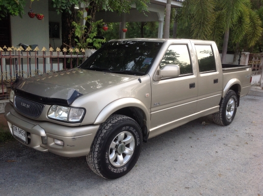 ...อีซูซุดาก้อนอาย สี่ประตู ปี 2001 เครื่อง 3000 ขับสอง มือเดียวป้ายแดง ใช้มา 16xxxx กิโล แท้ๆ