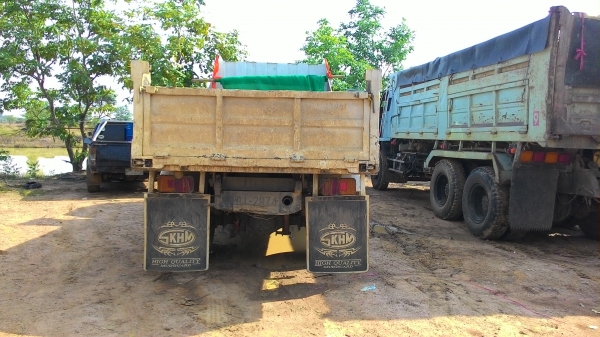 ขายหกล้อดั้ม ฮีโน่ 195 แรงม้า